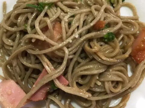 蕎麦のペペロンチーノ